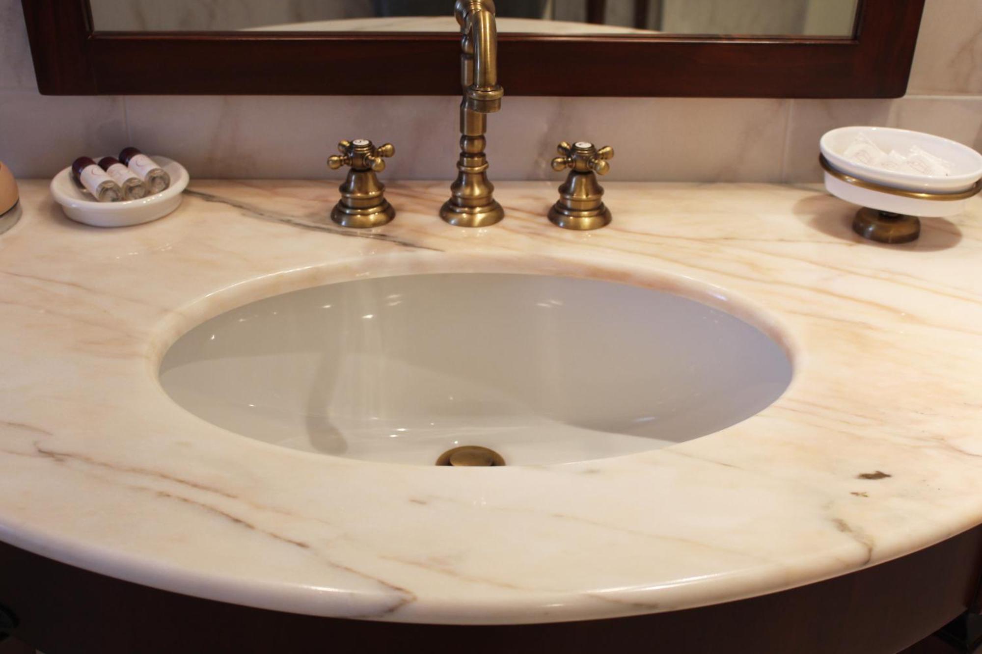 L'Attico Del Centro Bed & Breakfast Matera Bagian luar foto